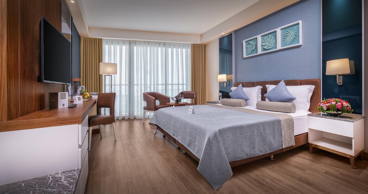 هتل بایا لارا آنتالیا